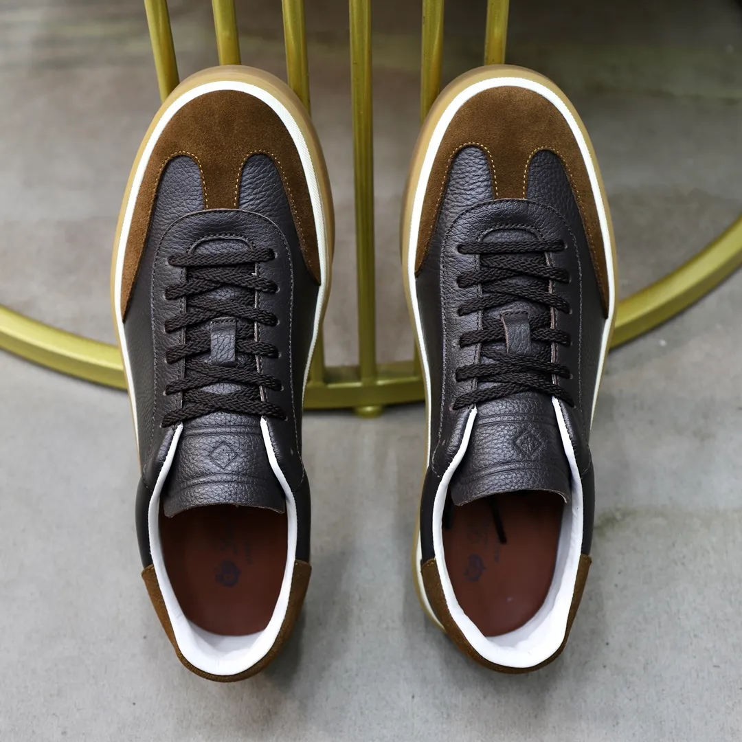 Men's Men's Shoes💰540💰••New Products•• LoroPian*_Noyo-Pianya New men's casual moral training sneakers, LP lace-up casual shoes!  Made of original imported soft cowhide and suede fabric, it highlights the sporty style. The heel is decorated with logo embossing and the original molding. The raw rubber translucent sole combined with the color welt adds a sense of modernity to the shoe. The shoe is overall refreshing and easy to match with style. It has a full cowhide lining for the feet. The original box packaging at the counter comes with wooden balls and a dust bag! Size: 38-44 (.45 customized)